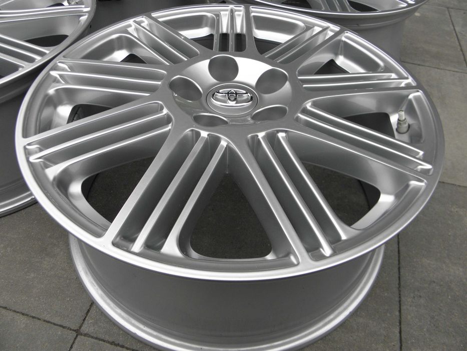 Felgi 18 Toyota Rav4 Rav-4 Yaris Cross C-HR Camry Corolla 5x114,3 ET45