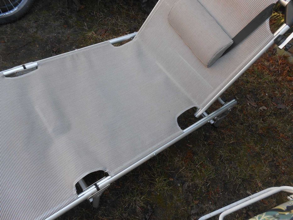 Leżak ogrodowy / składany