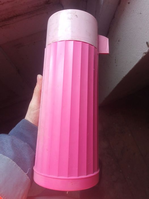 Термос СССР невеликий