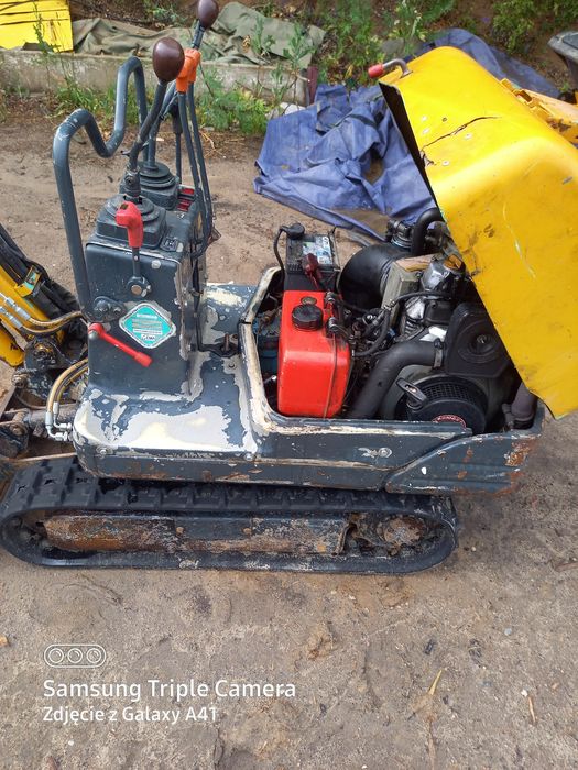 Minikoparka  Yanmar  800 kg