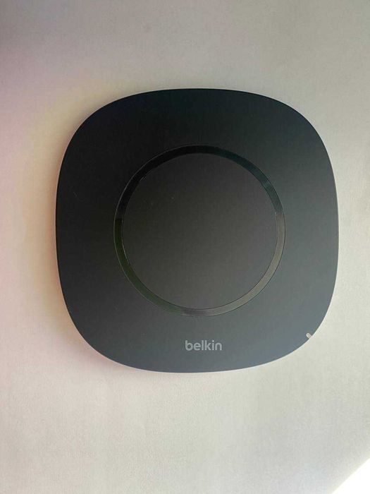 Беспроводное зарядное устройство Belkin (F8M747)