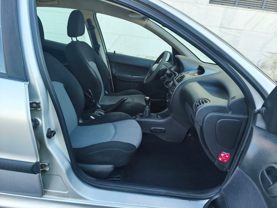 206 1.4 HDI peugeot