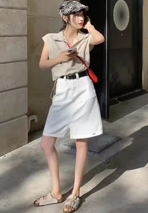 Біла джинсова спідниця