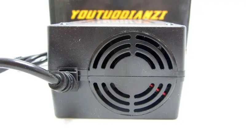 Зарядное велосипеда  14.6V 25,2V 29,4V 36V 48V 60V 72V li-ion lifepo4