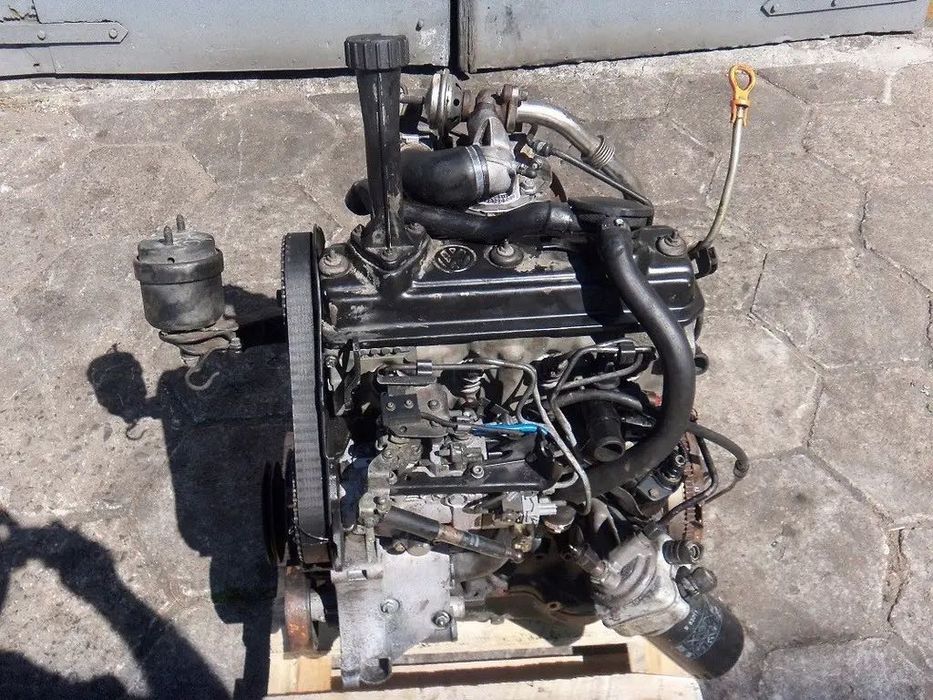 Двигатель Volkswagen T-4 1.9 ABL дизель оригинала б/у транспортер каравелла