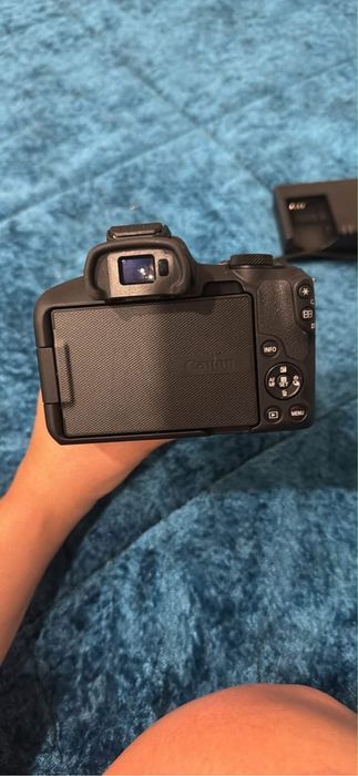 Maquina fotografica canon EOS R50+RFS 18-45IS