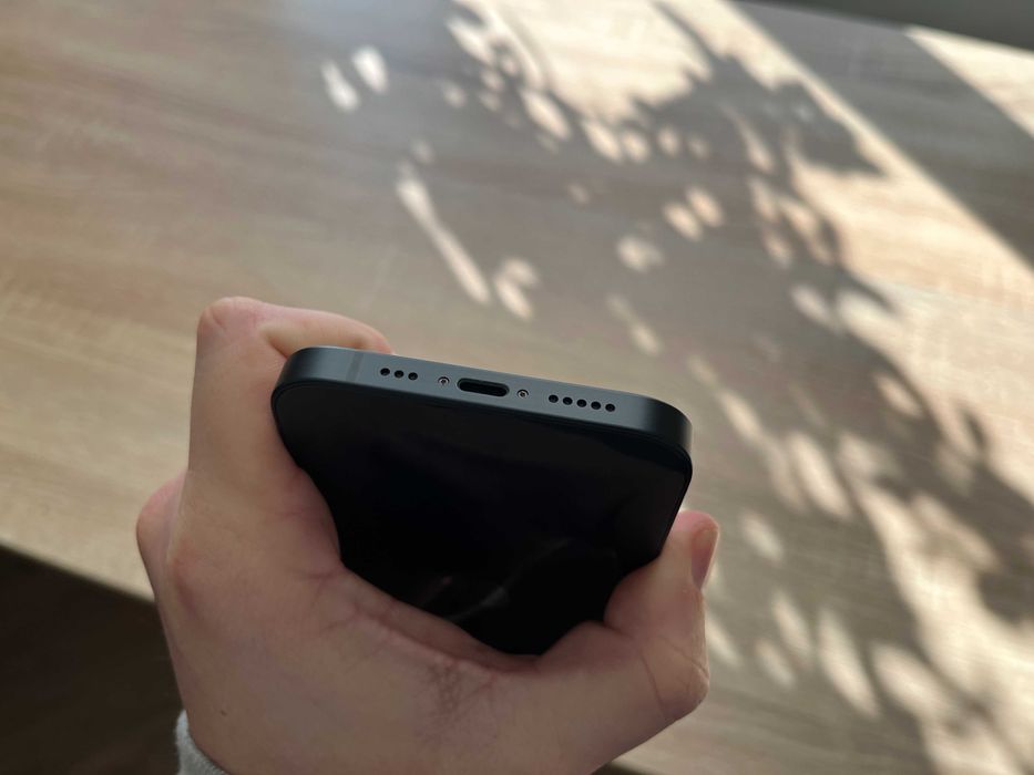Стан нового - Apple iPhone 14 128gb - 100% батарея (оригінальна)