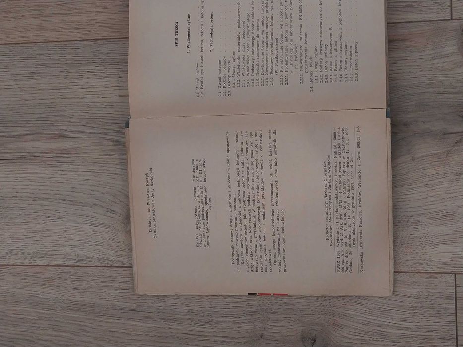 Żelbet i beton sprężony - M. Pietraszek E. Piliszek - PWSZ 1963