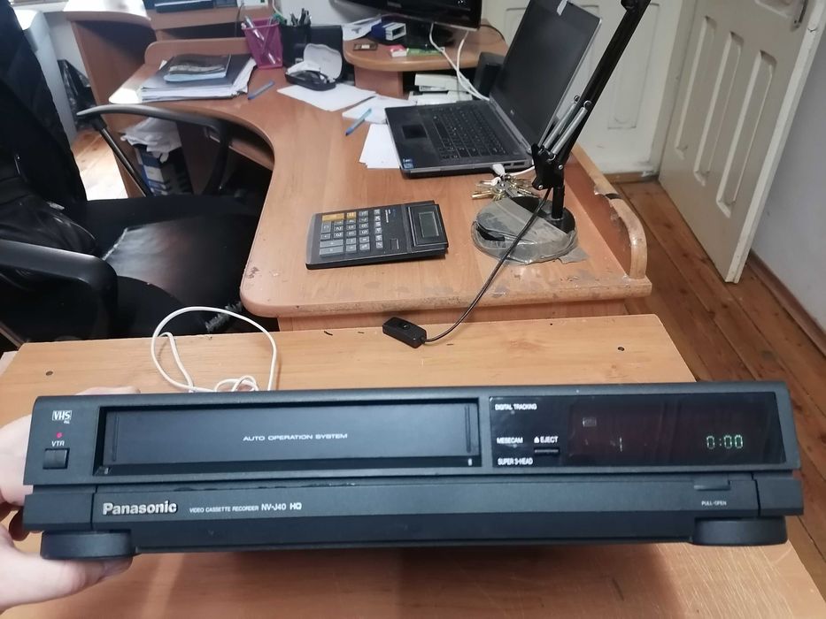 Magnetowid VHS Panasonic NV-J40