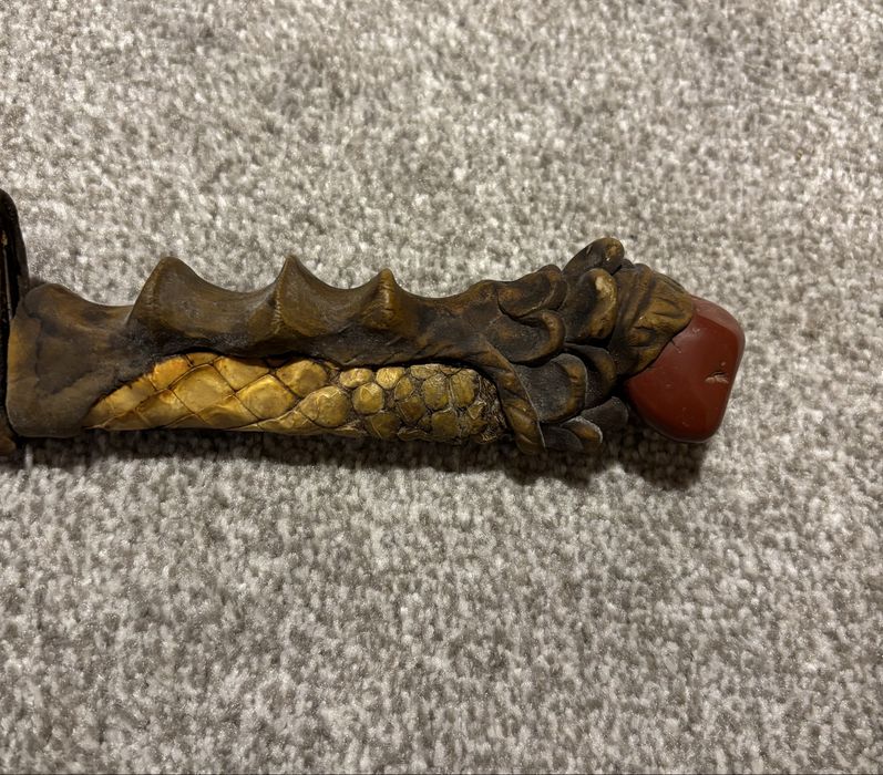 Faca de colecao feita por um artesao na Amazonia