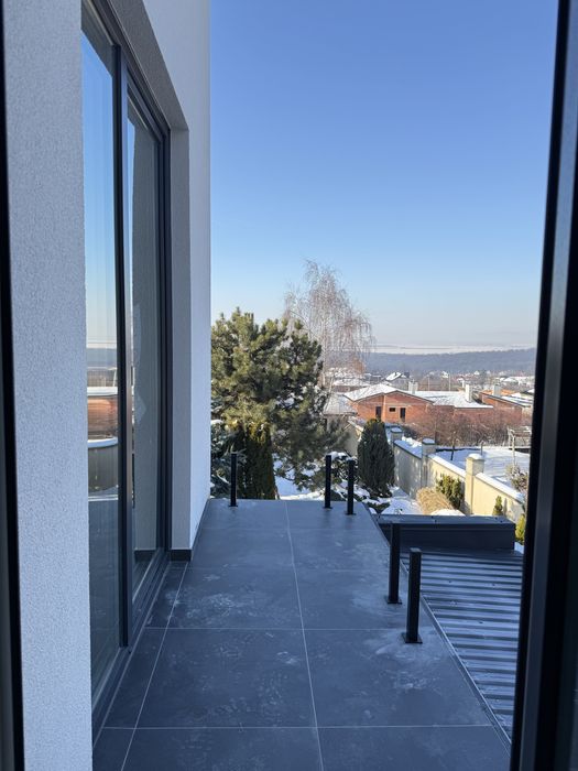 Видовий Дуплекс на Червениці