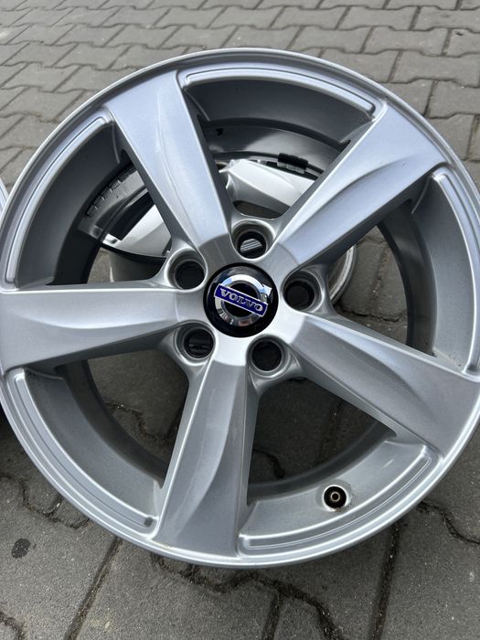 Felga volvo 16” idealna