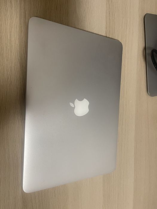 Apple MacBook Pro 13” 2015