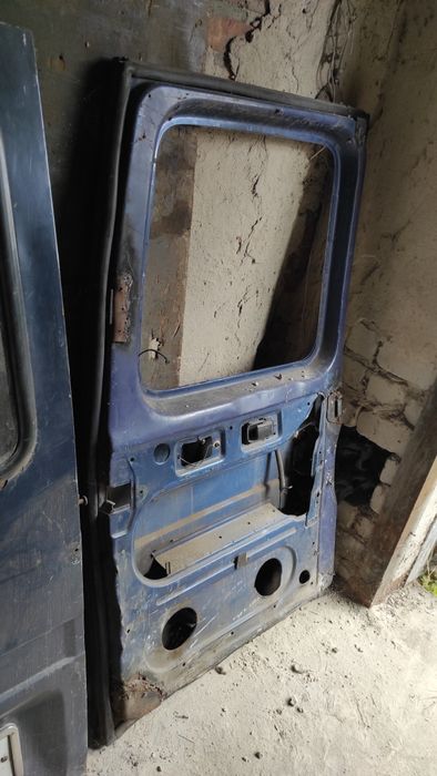 Продам двери форд транзит