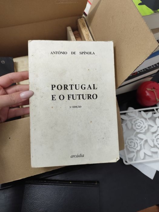 Livros de Hermes de Araújo Oliveira