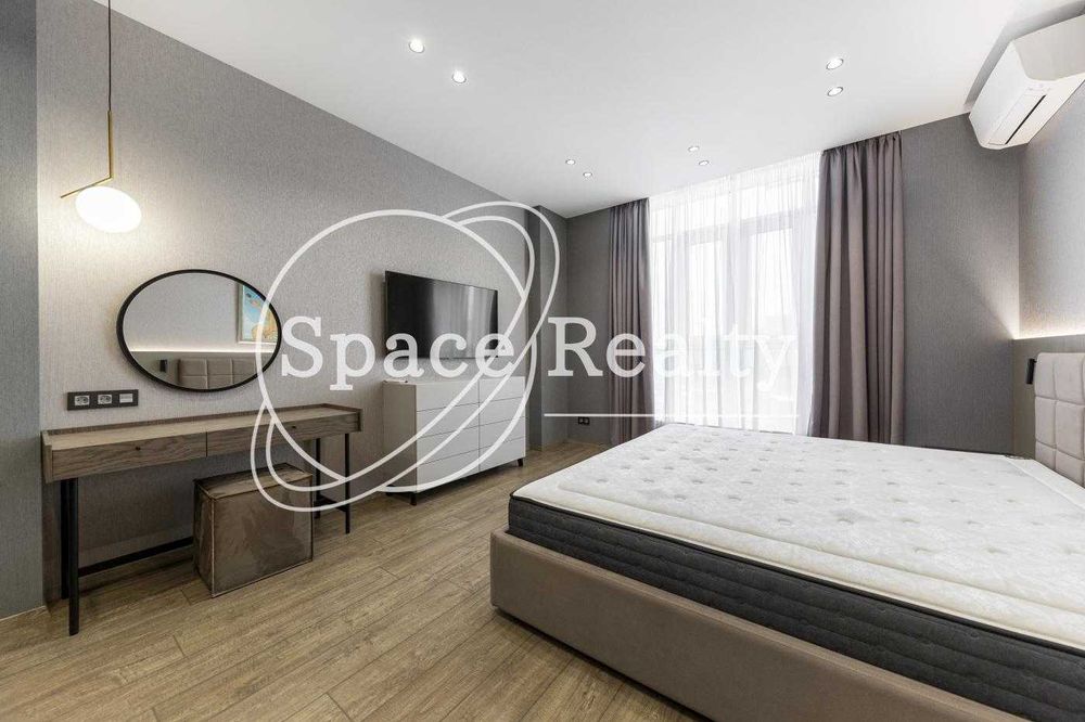 Продаж 4-кімнатної квартири в ЖК Новопечерські Липки - Драгомирова 15Б