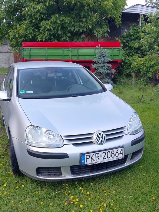 VW Golf V 1,4 Benzyna