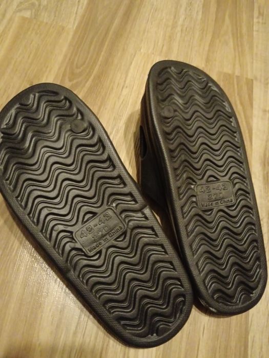 Klapki męskie 42-43