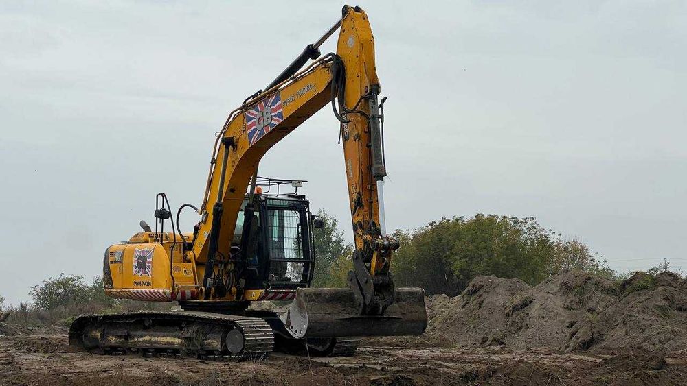 Гусеничний екскаватор JCB JS220LC 2013р