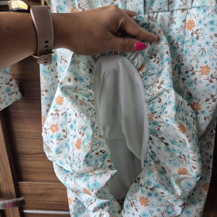 Sukienka kwiaty nowa