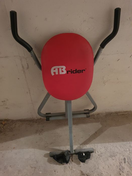Urządzenie do ćwiczeń wielofunkcyjne AB rider