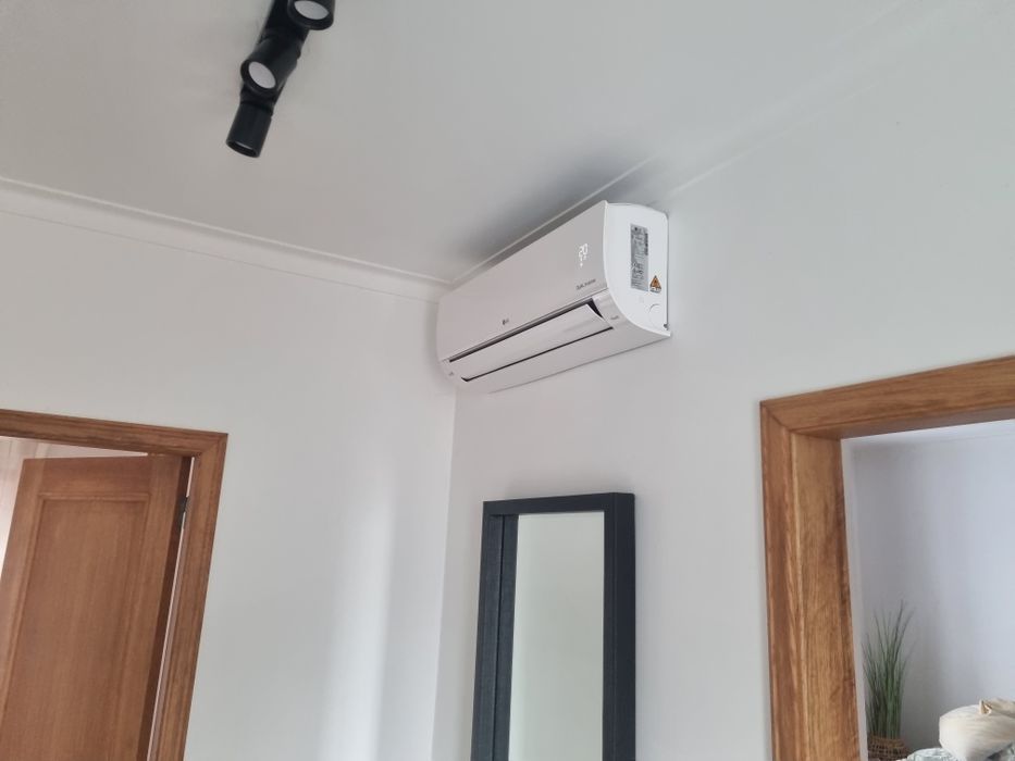 Ar condicionado instalação e reparação