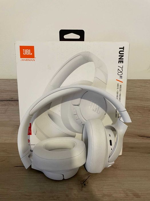 Headphones JBL Tune720BT