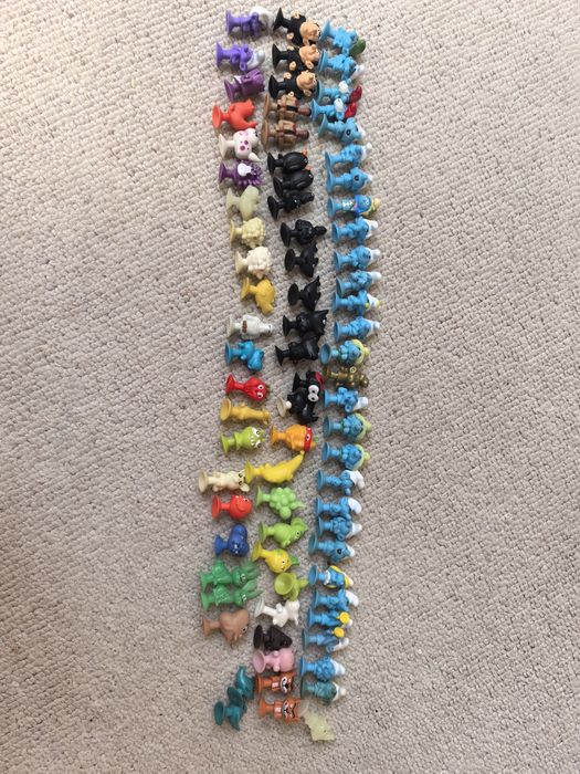 Stikeez zestaw 77szt figurki Smerfy, Star Wars, warzywa, zwierząta