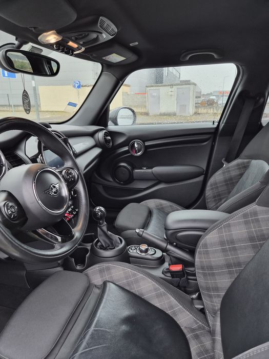 Mini Cooper D 5 portas 2019 Nacional