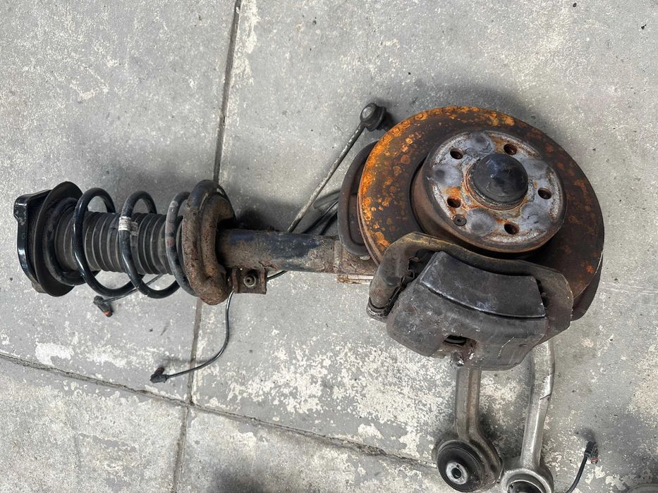 Manga Eixo E Suspensão Completa Mercedes-Benz W204 (8200198016)