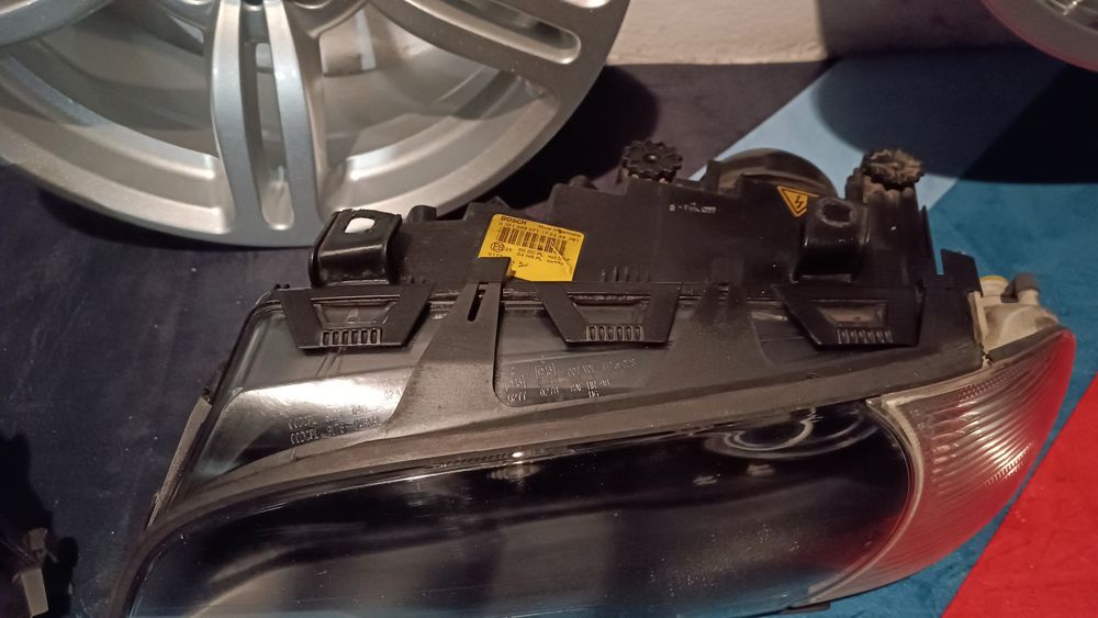 Conjunto de faróis xénon originais Bosch,para bmw E46 coupé fase 1
