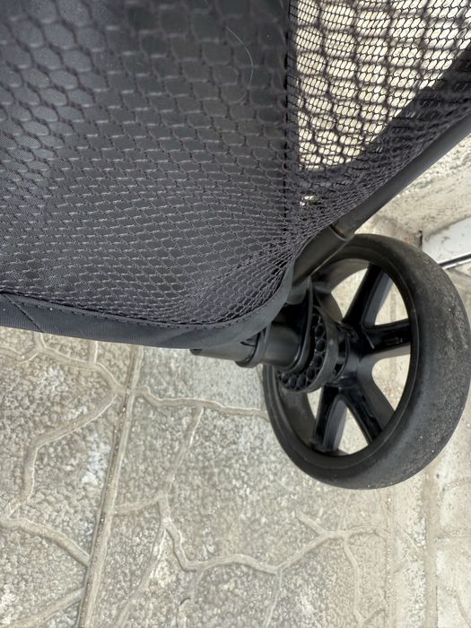 Прогулянкова каляска