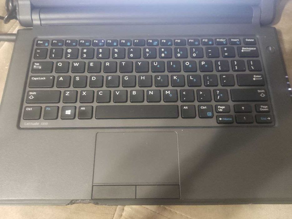 Dell Latitude 3350