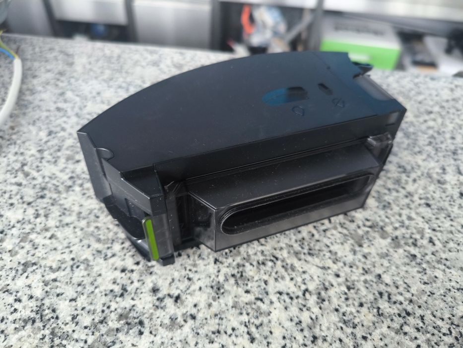Depósito roomba 619