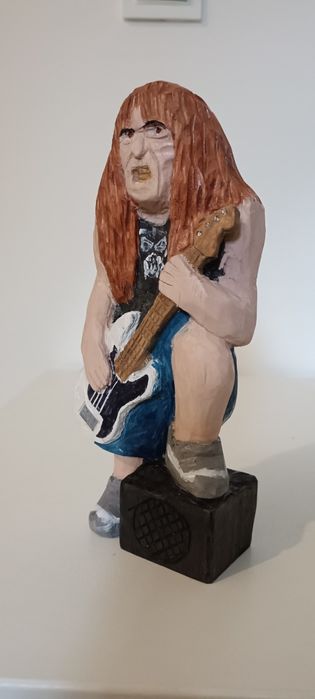 Steve Harris. Iron maiden. Basista. Figurka drewniana.