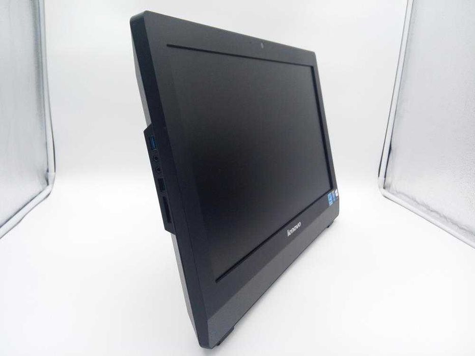 Komputer Używany AIO Lenovo S20-00 Intel 8GB 256 SSD 19' HD+ W11 GW FV