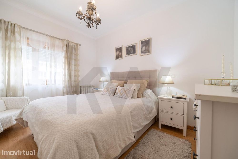 Apartamento T3 com Suite, Arrecadação e Garagem para 3 Carros