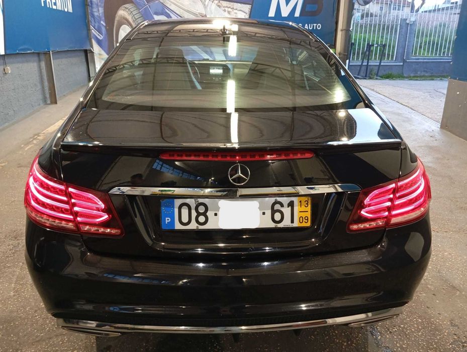 Mercedes-Benz E 220 CDi BlueEfficiency Auto