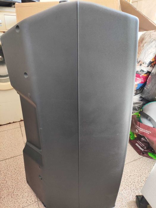 Altifalante ativo PROEL V15PLUS  + Suporte Proel FRE180BKV2