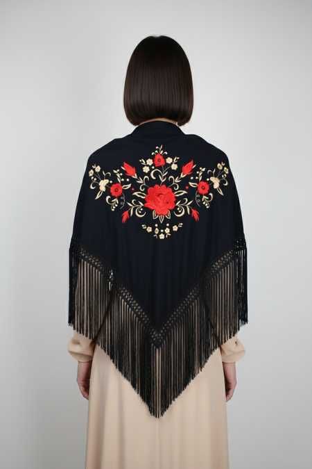 Xaile Bordado à Máquina (tipo Sevilhana)