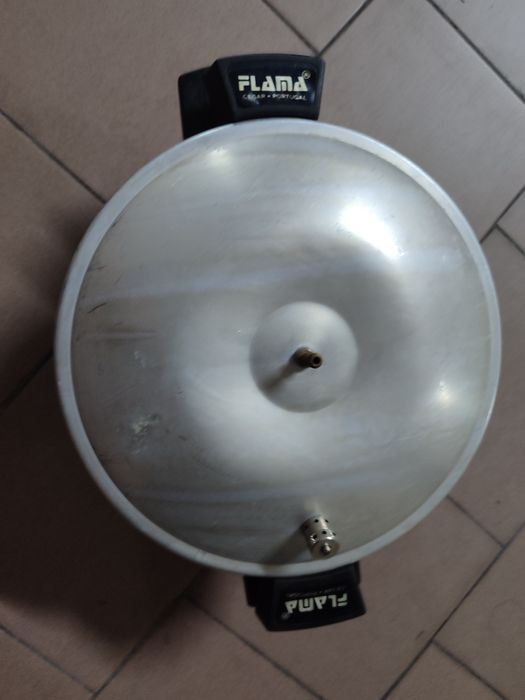 Panela de pressão pequena antiga