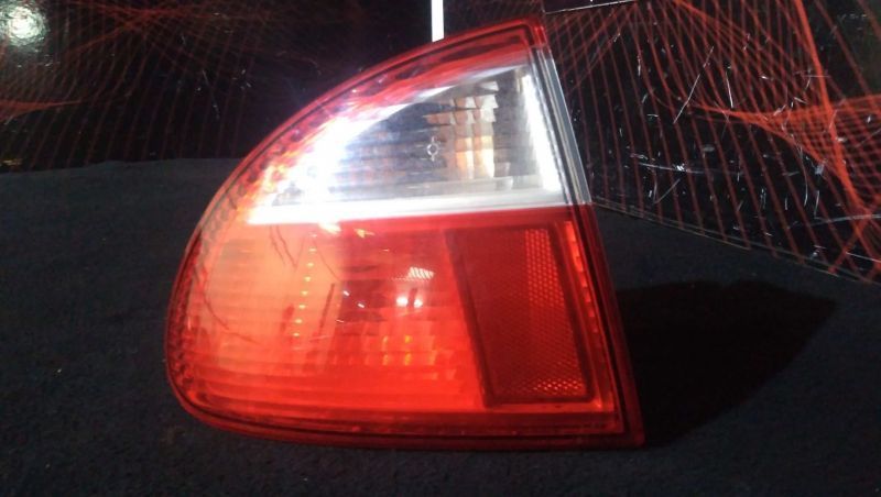 Farolim Stop Esq Seat Leon (1M1)