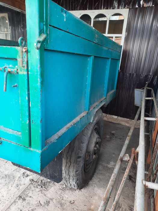 Причеп тракторний / прицеп тракторный