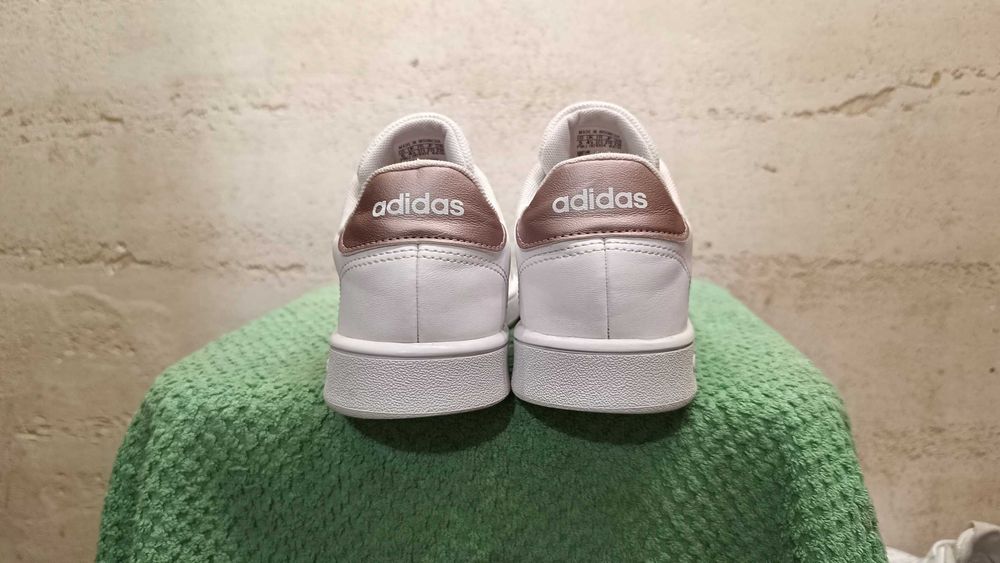 ADIDAS GRAND COURT r.37 1/3 stan bardzo dobry