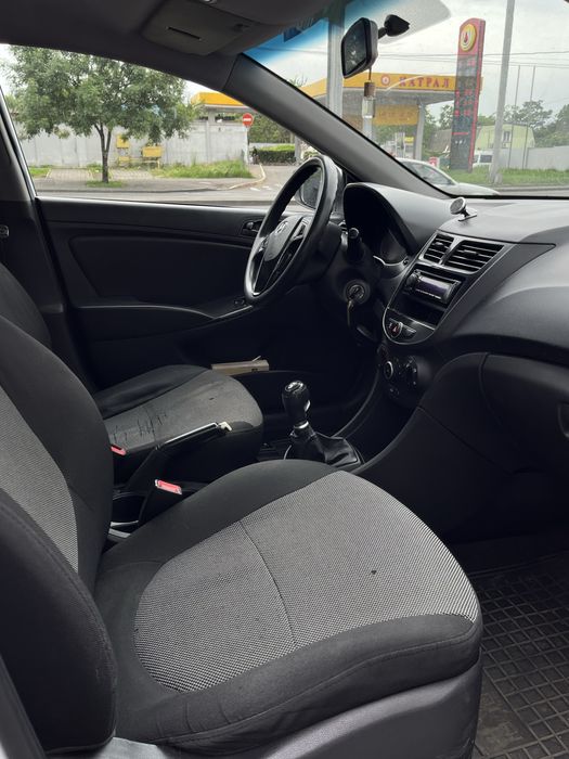 Hyundai Accent 2011