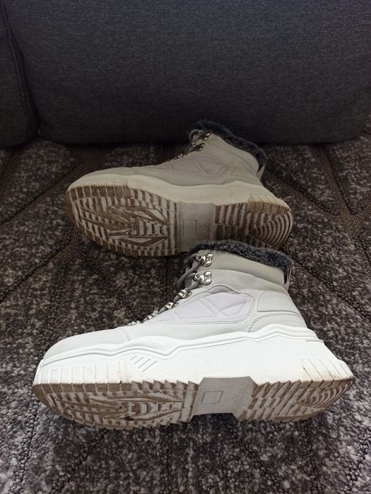 Deezee buty zimowe 37 szare ocieplane na koturnie zadbane