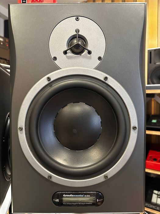 DYNAUDIO AIR 15 com subwoofer AIRBASE 264550305903234121