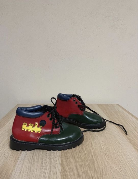 Buty dziecięce 27