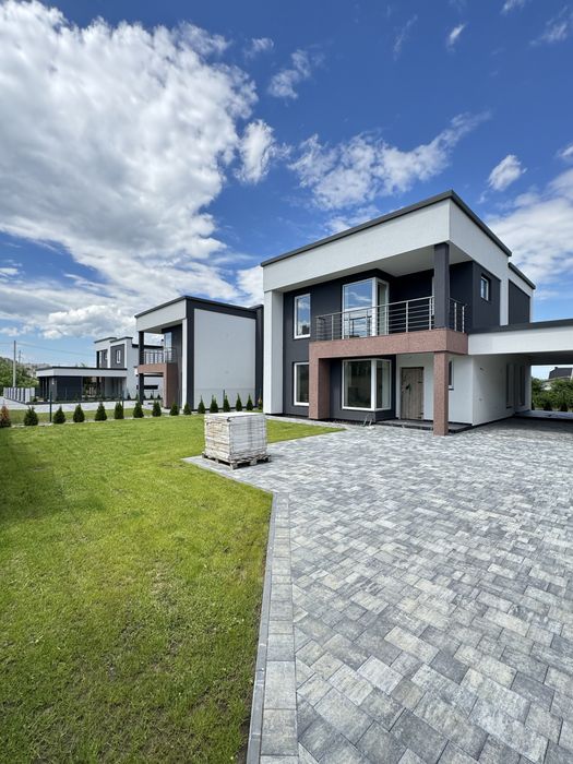 Продаж будинку з ремонтом Остриця