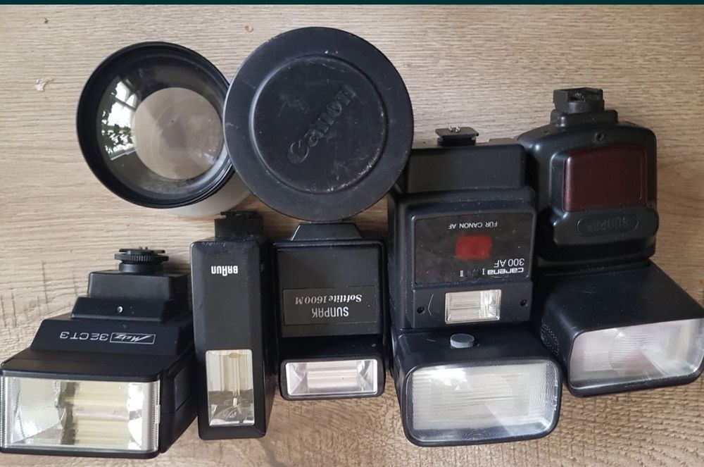 Фотоапарати    .